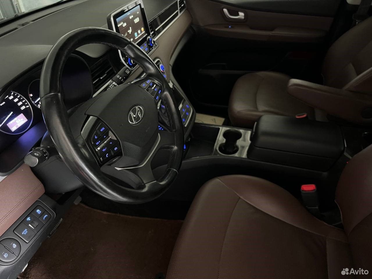 Hyundai Grand Starex 2.5 AT, 2019, 83 000 км