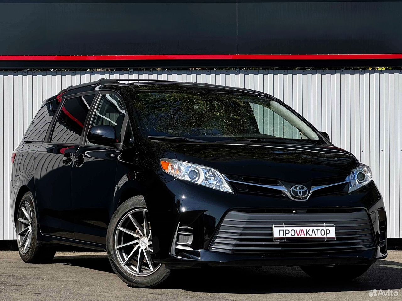 Toyota Sienna 3.5 AT, 2018, 197 000 км