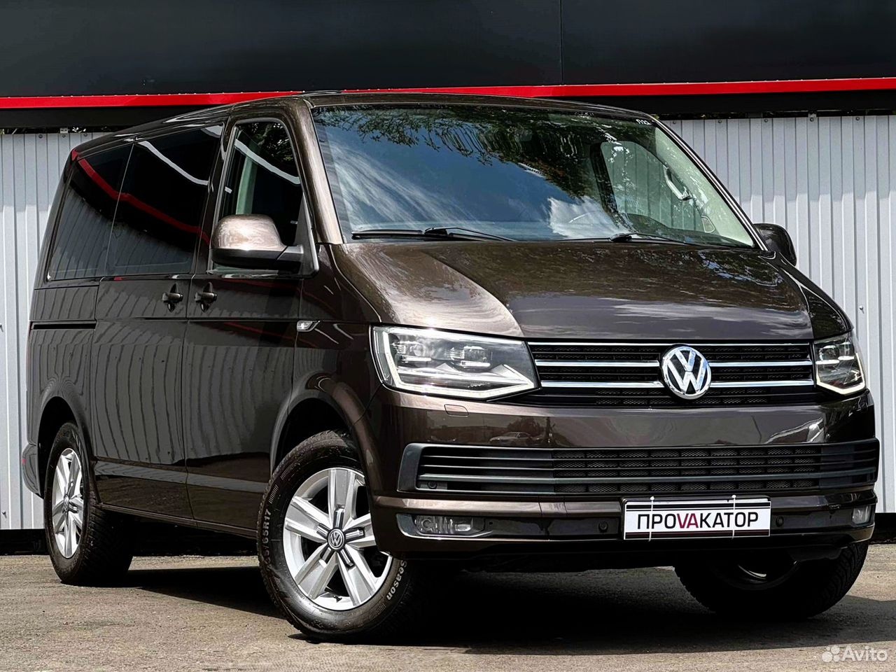Volkswagen Caravelle 2.0 AMT, 2015, 171 000 км