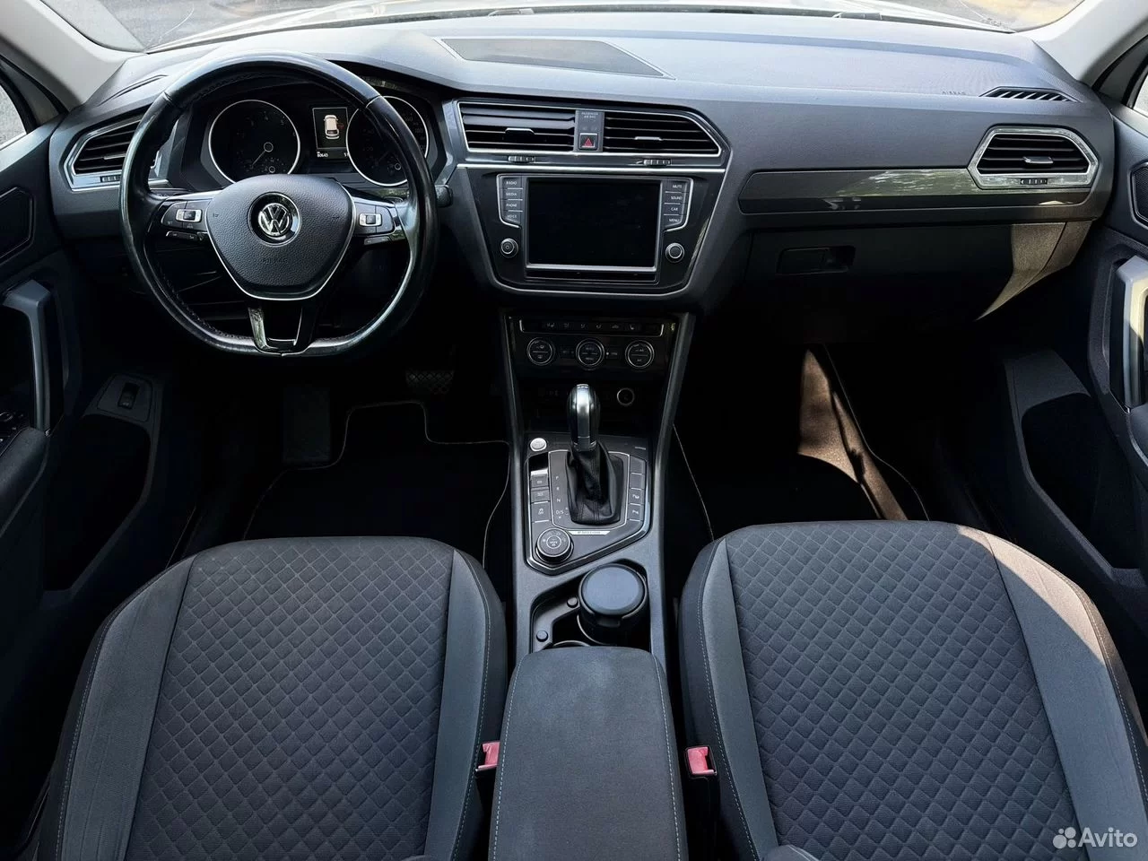 Volkswagen Tiguan 2.0 AMT, 2017, 80 000 км