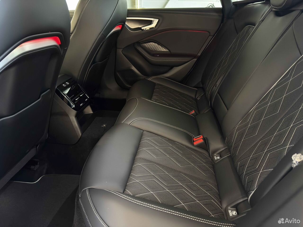 Audi A5L 2.0 AMT, 2026, 36 км