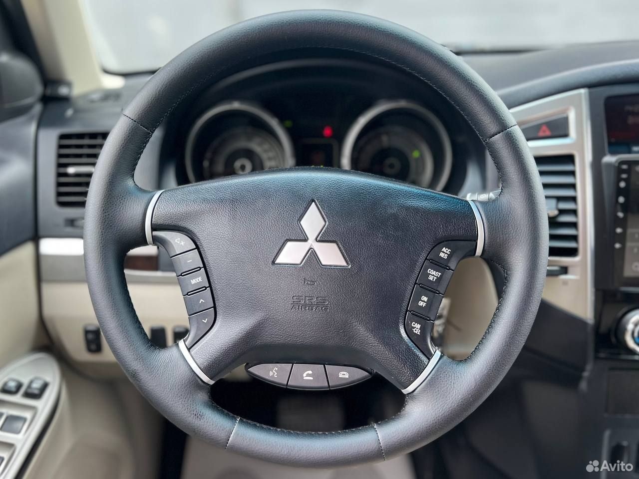 Mitsubishi Pajero 3.8 AT, 2017, 87 000 км