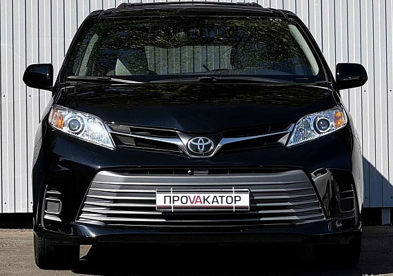 Toyota Sienna 3.5 AT, 2018, 197 000 км